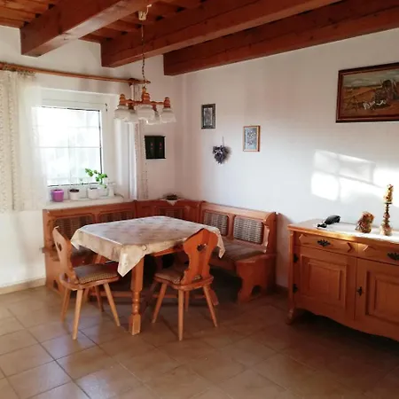 Rozsakert Apartman * Keszthely