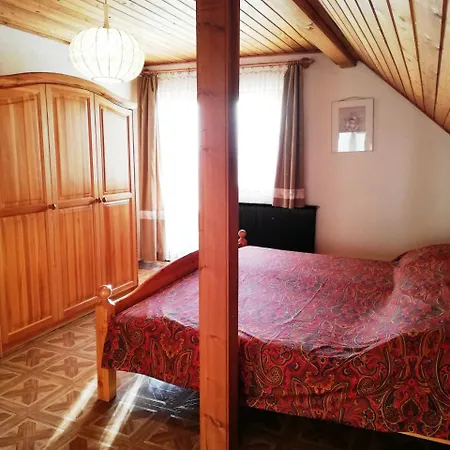Rozsakert Apartman Apartment